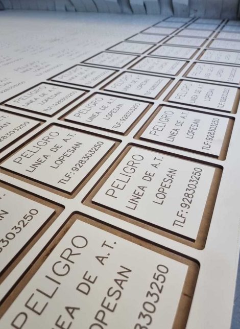 Publiislas - Letreros luminosos